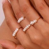 Solana - Mini Pearl Ring