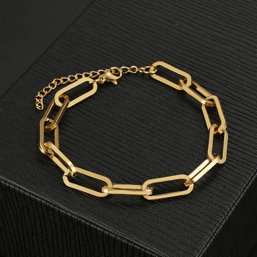 Bria - Chunky Paperclip Bracelet